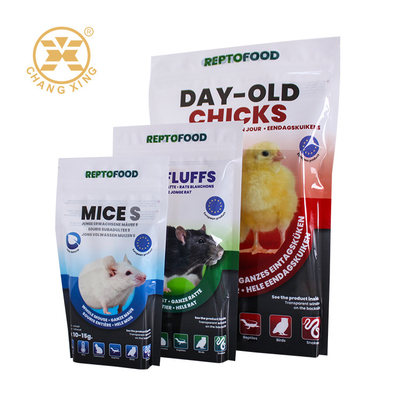 Niestandardowy 5kg 10kg 15kg Stand Up Pet Food Bag Plastikowy opakowanie paszowe dla zwierząt z zamkiem